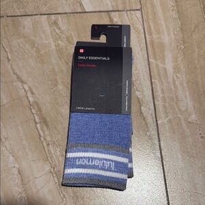 lululemon athletica Daily Essentials Socks - Crew Length
